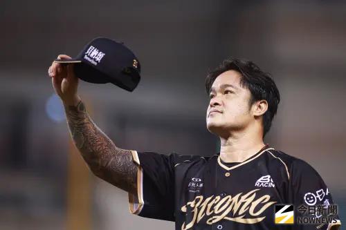 林智勝引退／坦言沒想過能敲305轟！大師兄透露與主審的暖心對話
