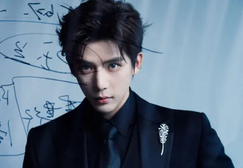 ▲虞書欣爭連環爆燒到新戲！驚傳男主角王安宇（如圖）不演了　人設翻車掉粉120萬。（圖／微博@王安宇buss）