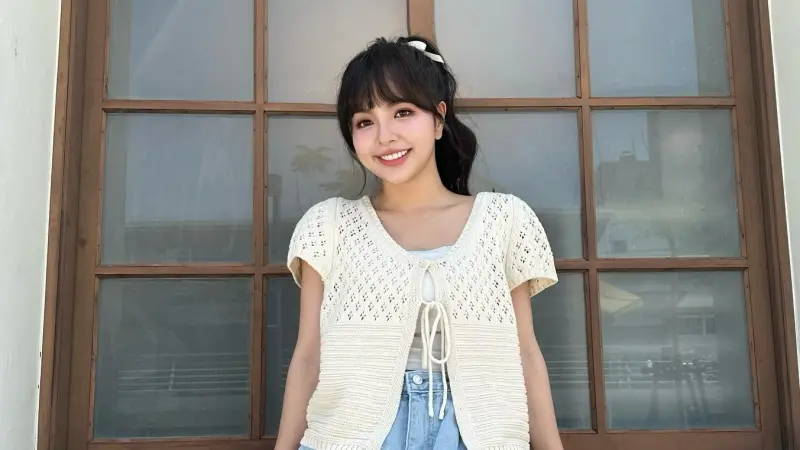 ▲37歲凱希（如圖）近日頻被網友催婚，頻頻被問「年紀大還不嫁」，氣炸怒嗆：「要選也不會選你！」掀熱議，成語蕎、小白、熊熊等好友聲援，粉絲也留言力挺，認為婚姻非人生必須，支持她勇敢做自己。（圖／翻攝自臉書徐凱希Cathy）