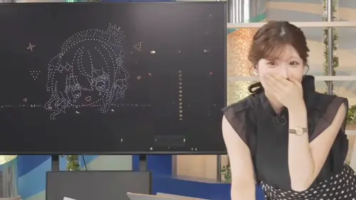 ▲小林李衣奈看到特殊煙火造型，瞬間呆愣當場。（圖／翻攝自YouTubeウェザーニュース）