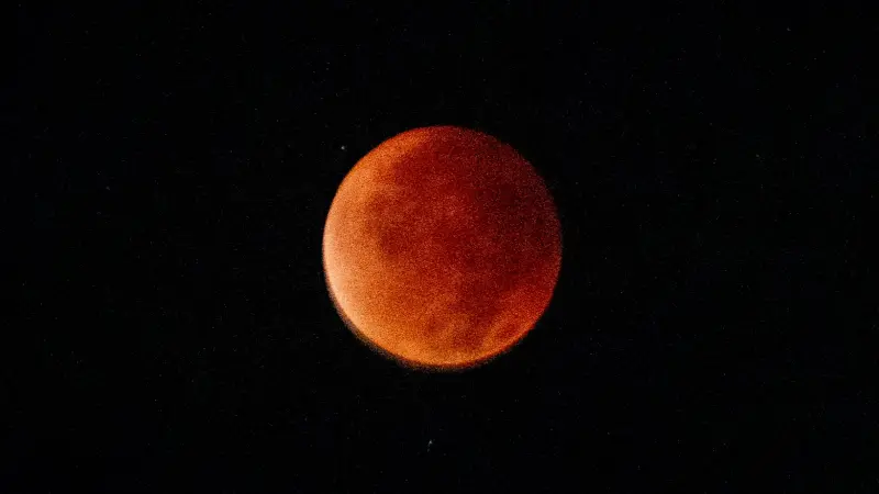 ▲2026年元宵節（3月3日）將迎接今年最受矚目的天文奇景「月全食」，台灣全程可見。（圖／攝影師余信賢提供）