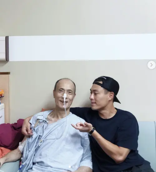 ▲楊祐寧姐姐表示，自從爸爸生病，才第一次看見楊祐寧剛強的力量，第一次覺得他長大了。（圖／翻攝自＠brenda_dec）