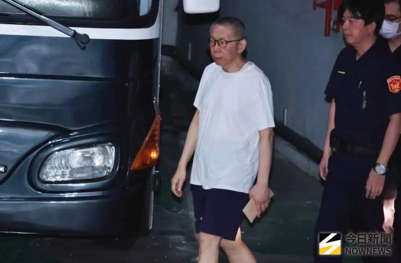 ▲民眾黨主席黃國昌感嘆，大家等了一年很辛苦，所以柯文哲才會放在心上。（圖／NOWNEWS）