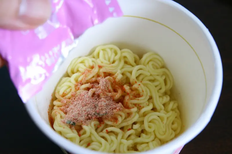 ▲世界泡麵協會公布數據，越南2024年人均消費81包泡麵，成最會吃泡麵國家。示意圖。（圖／取自photoAC）