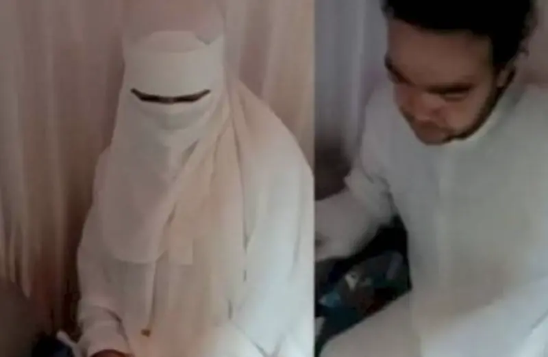 ▲「印尼版紅姐」在結婚儀式當天因無法提供身分證明遭揭穿，眾人驚覺「新娘」竟是留著鬍鬚的男子。（圖／翻攝自臉書）