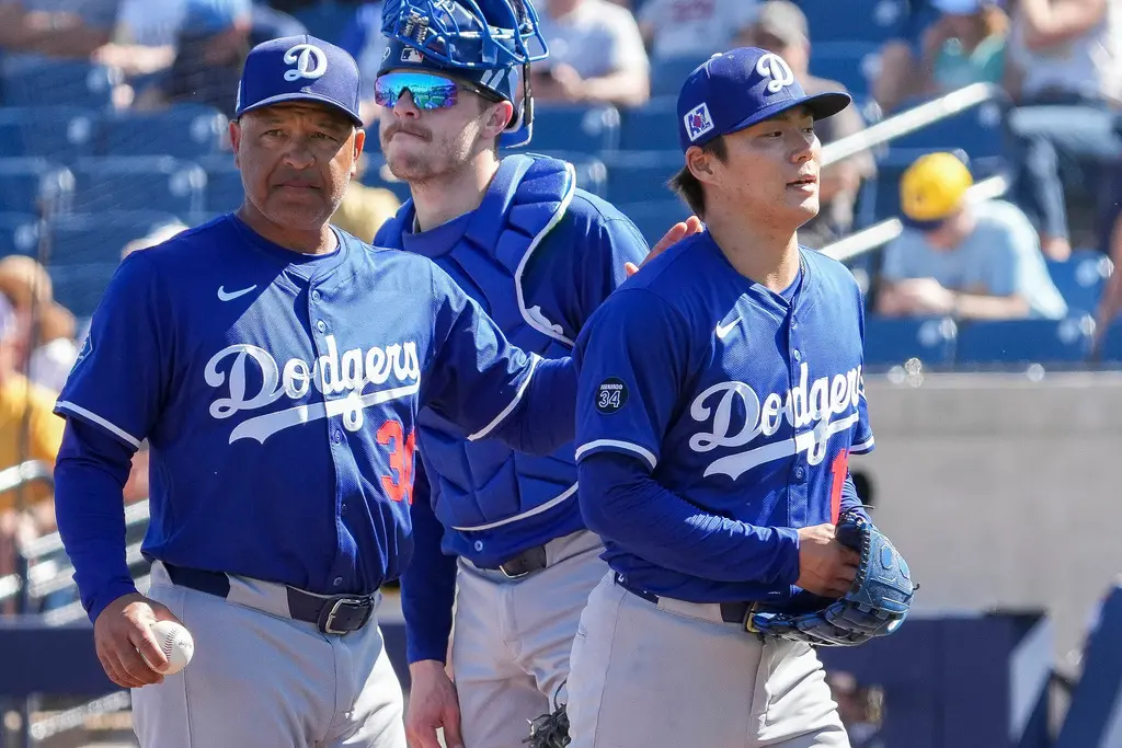 MLB／羅伯斯也關注甲子園！家鄉沖繩尚學奪冠 山本由伸前來祝賀