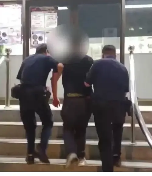 影城內鄰座交談、滑手機太亮 男子暴怒痛毆少女
