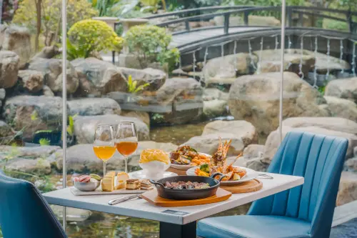 ▲路易莎「青焰炭火熟成牛排」台北美麗信花園酒店開幕。（圖／路易莎提供）