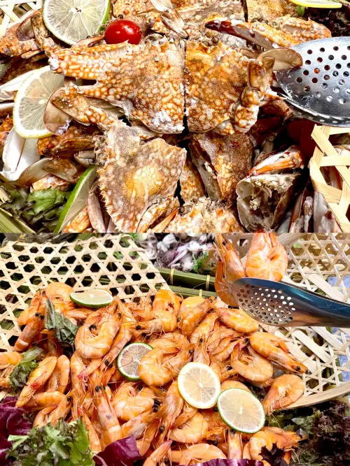 ▲青焰美麗信門市獨有「小海鮮吧」，吃得到藍鑽蟹、白蝦、小章魚、花蛤。（圖／記者蕭涵云攝）