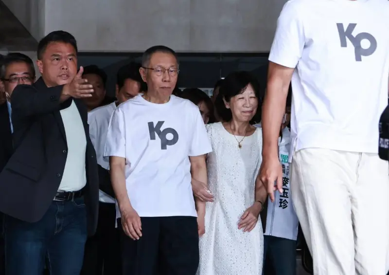 ▲前民眾黨主席柯文哲昨（8）日以7千萬元交保。（圖／記者吳翊緁攝）