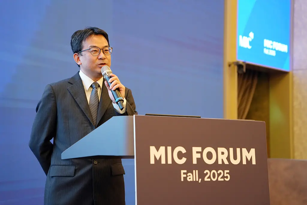 ▲資策會MIC產業顧問潘建光分析，川普2.0施政仍有高度不確定性，未來三年全球半導體產業仍面臨多重壓力。（圖／資策會提供）