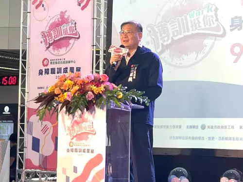 ▲高雄市政府勞工局局長江健興致詞。(圖／高雄市政府勞工局提供)