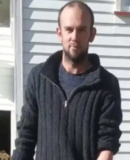 ▲紐西蘭一名父親帶著三個孩子亡命天涯、荒野求生長達4年，直到8日凌晨在搶劫時被當地警方擊斃，3名孩子也被帶回母親身邊。（圖／NZ Police）