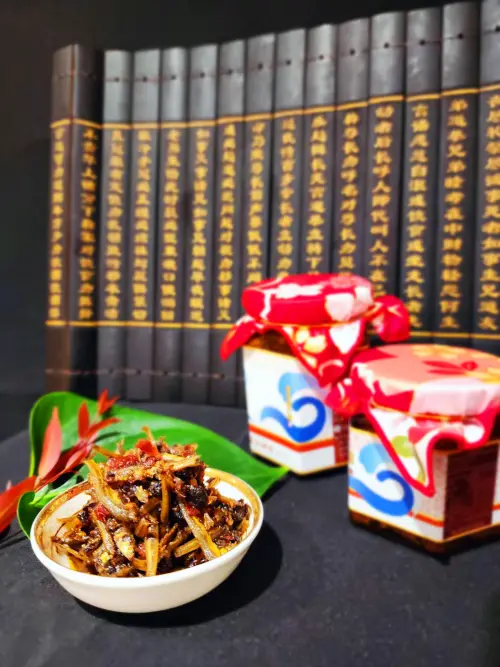 ▲今年全新推出 XO醬組禮盒，有三款風味各具醬料，是中秋送禮的新選擇。（圖／業者提供）