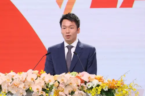 運動部部長李洋簽第一份公文！喊出「每天運動30分鐘」：從我做起
