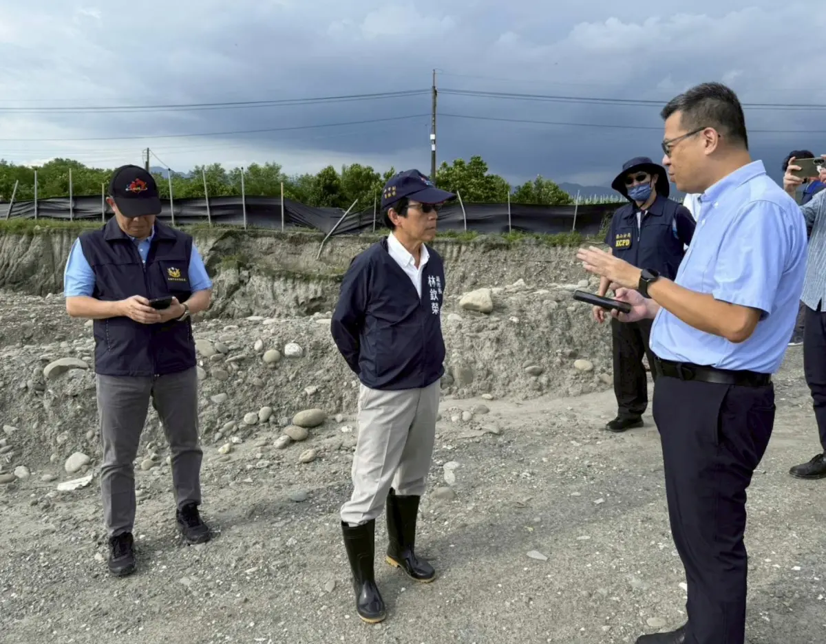 杜絕不法盜採農地砂石 林欽榮率隊啟動密集地毯式巡查