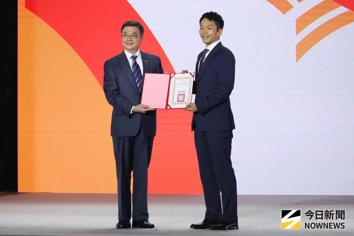 李洋出任運動部長準備好了嗎？ 上任第一件事曝光：從我自己做起