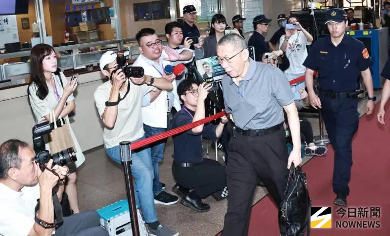 ▲前民眾黨主席、前台北市長柯文哲昨日以7000萬元交保獲釋，9日上午再因京華城案出庭。（圖／記者吳翊緁攝，2025.09.09 ）