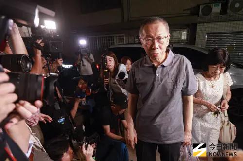 名家論壇》單厚之／阿伯出來了　綠、藍、白誰該怕？
