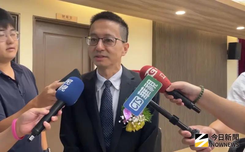 ▲疾管署長羅一鈞說明立百病毒，台灣很早就開始有監測方式。（圖／記者張乃文攝）