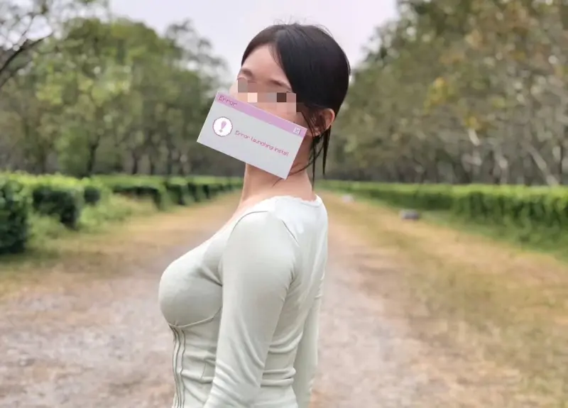 ▲「台灣臀后」近日在高雄圖書總館內取景，拍攝成人影片，引發網友熱議。（圖／翻攝自當事人IG)