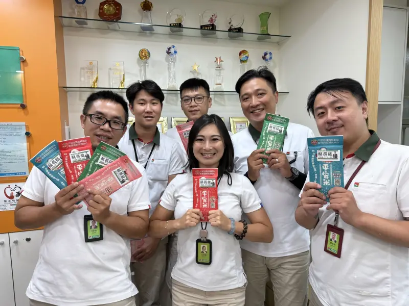 ▲信義房屋今年提供創意平安米，拉近與社區住戶之間的距離。（圖／信義房屋提供）