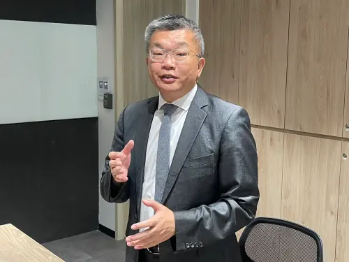 運動部／當「好部長」不容易！中職會長蔡其昌分析李洋上任2目標
