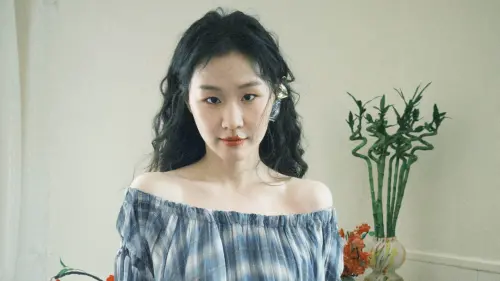 ▲金靖懷孕後復出，遭男星質疑太快了。（圖／翻攝自金靖微博金九粒）