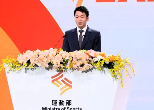 李洋就任運動部長！　拳后林郁婷送神秘禮：盼替運動員爭更多福利
