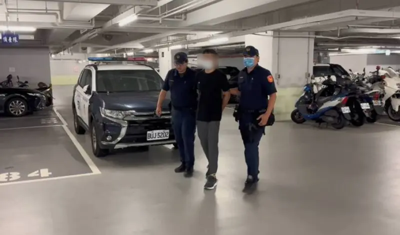 ▲李嫌因缺錢，疑在吸毒後埋伏64歲陳姓律師，持刀勒索不成竟直接動手後逃逸遭捕。（圖／翻攝畫面）