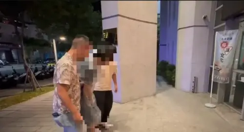 新北八里爆薪資糾紛！男持開山刀恐嚇　割傷員警右手臂與手指
