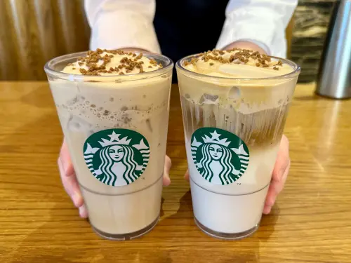 ▲星巴克新飲料，左起：「黑糖栗子風味紅茶那堤」、「黑糖栗子風味瑪奇朵」。（圖／記者蕭涵云攝）