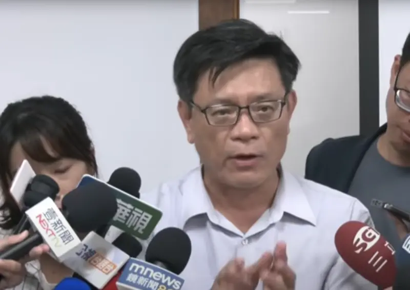 ▲黃啟祥表示，據廠商回報天然氣外洩時間是接近晚上19時57分，而且天然氣本身是無色無味，不應該會發生民眾聞到意外情況。（圖／翻攝畫面）