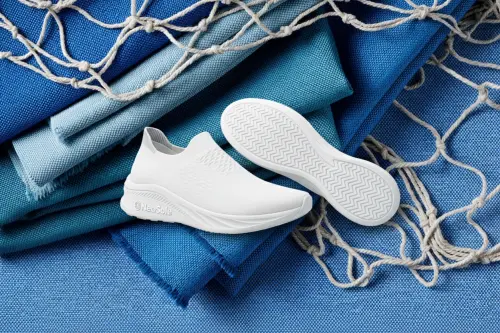 ▲阿瘦也致力推動環境永續，挑戰鞋業「最難全鞋回收再生」難題，打造全球第一雙可整雙回收、再製成鞋的「循環永續鞋」。（圖／品牌提供）