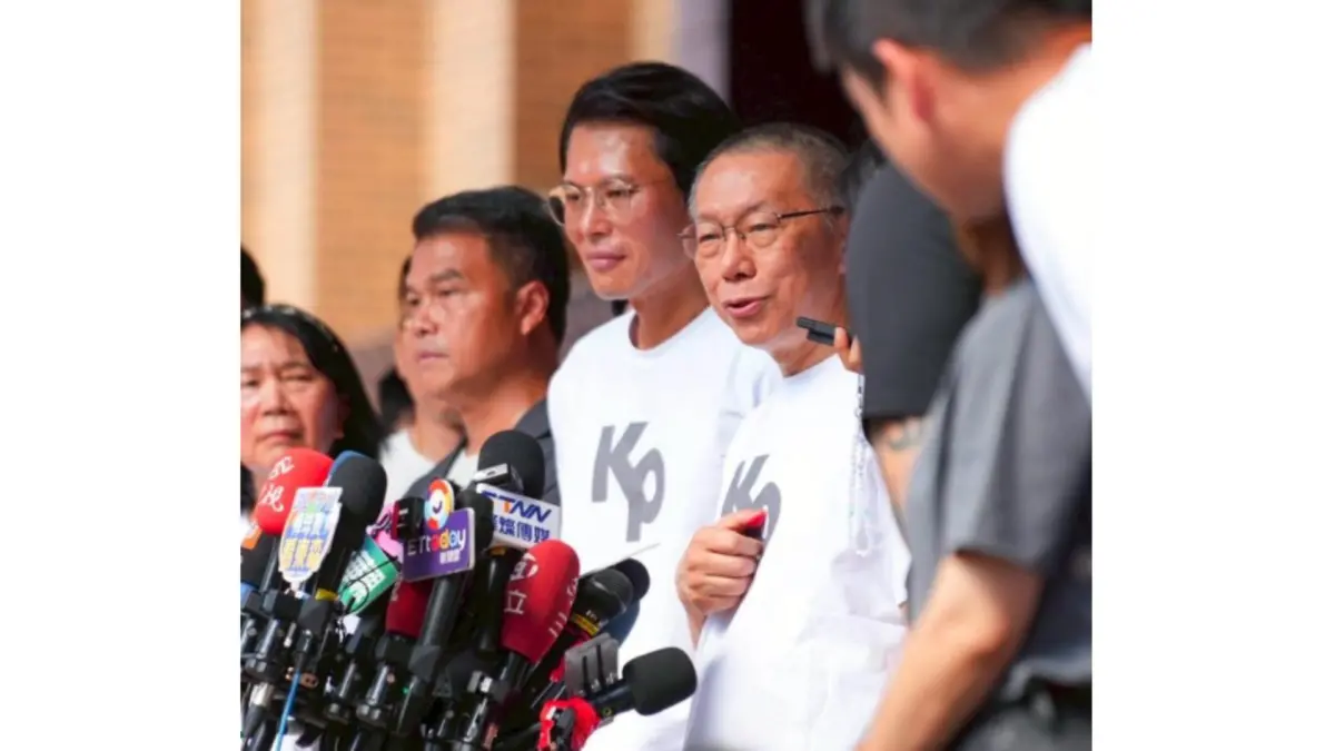 ▲民眾黨前主席柯文哲與民眾黨主席黃國昌。（圖／柯文哲臉書）