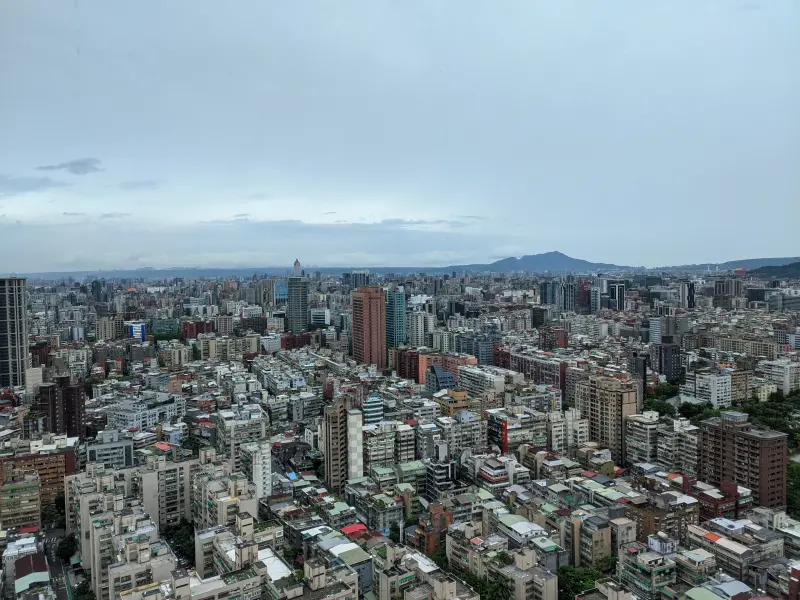 炒股可以、炒房被打壓？投資客嘆差別待遇　地產顧問揭：關鍵差距