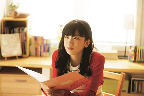 ▲永野芽郁（如圖）才被爆出與田中圭有不倫戀，今日又被爆出捲入坂口健太郎的三角戀中。（圖／《俺物語!!》劇照）