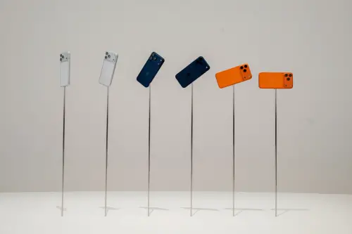 iPhone 17續約0元換超爽？正確算法公開　通訊行認了：一堆人虧錢
