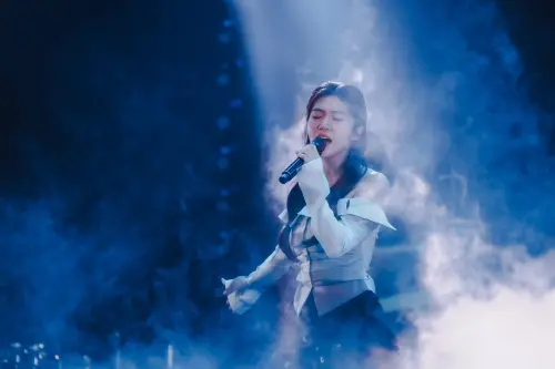 學霸千金歌手STILA言芯雙軌開外掛！唱出新高度後飛倫敦攻讀碩士
