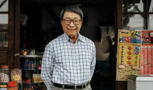 ▲林義雄（如圖）曾在《用九柑仔店》中飾演張軒睿的爺爺。（圖／用九柑仔店 Yong-Jiu Grocery Store 臉書）