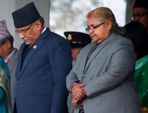 ▲尼泊爾前首席大法官卡爾基（Sushila Karki，右）是該國首位出任該職位的女性，有抗議者希望由她出任臨時總理。（圖／美聯社／達志影像）