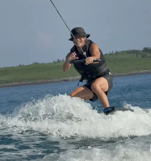 ▲謝欣穎證實4年情斷！王柏傑現況曝光　凌晨曬1張照曝心境（圖／王柏傑IG@pochiehwang）