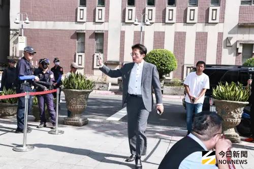 ▲京華城案再度開庭，民眾黨主席黃國昌前往北院旁聽。（圖／記者吳翊緁攝，2025.09.11）