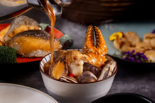 假日住飯店送高檔早午餐！龍蝦、鱈場蟹、和牛吃到飽　現省3160元
