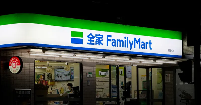 ▲Dcard 熱議「超商飲控餐單」，大學生分享靠全家控管熱量與蛋白質，網友直呼外食也能健康吃。（圖／Ivy攝影）