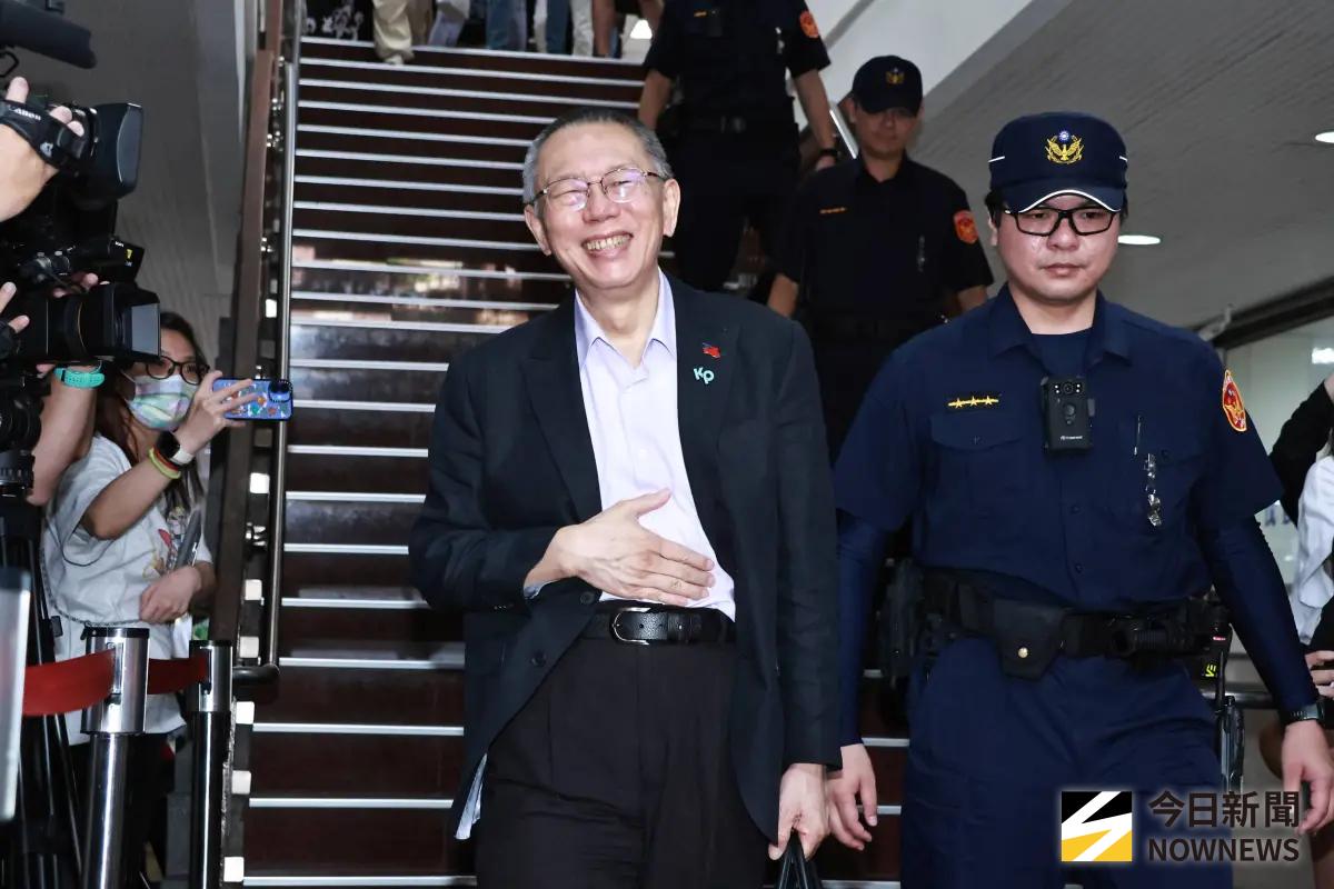 310 萬人同情柯文哲！維持交保後「風向大翻轉」？最新民調超驚人