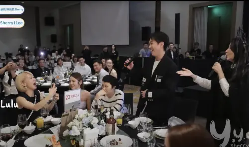 ▲陶晶瑩（右一）在納豆婚禮上問陳漢典（右二）為什麼不愛Lulu（左一），現在網友看來覺得她當時可能已略知一二。（圖／摘自Y.Y.C 陳依依 YT）
