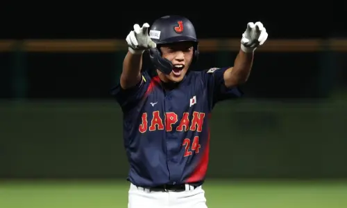 ▲日本高中代表隊與美國隊上演全勝對決。兩隊在小組賽皆以五戰全勝晉級，此役經過七局鏖戰，雙方以1：1戰平，最終日本在延長第8局上演大逆轉，以6：2擊退宿敵美國，持續保持不敗。（圖／取自WBSC官網，wbsc.org）