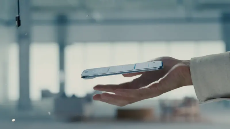 ▲iPhone Air 這款讓蘋果進入「新時代」的產品，讓蘋果高層充滿期待。（圖/YT@Apple）