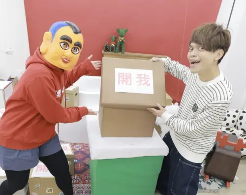 ▲（圖／翻攝自蔡阿嘎IG、臉書）